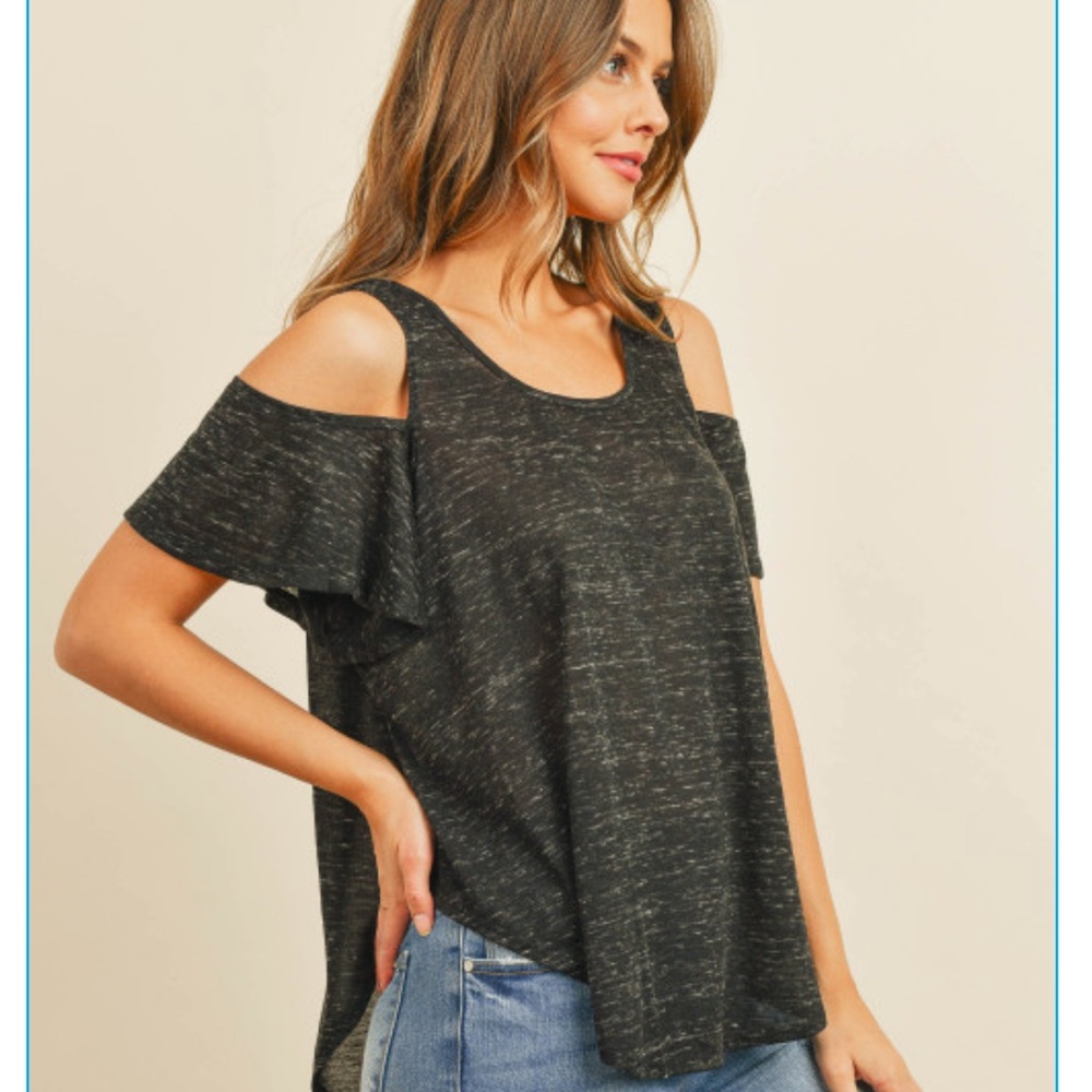 Black cold shoulder top, new boutique